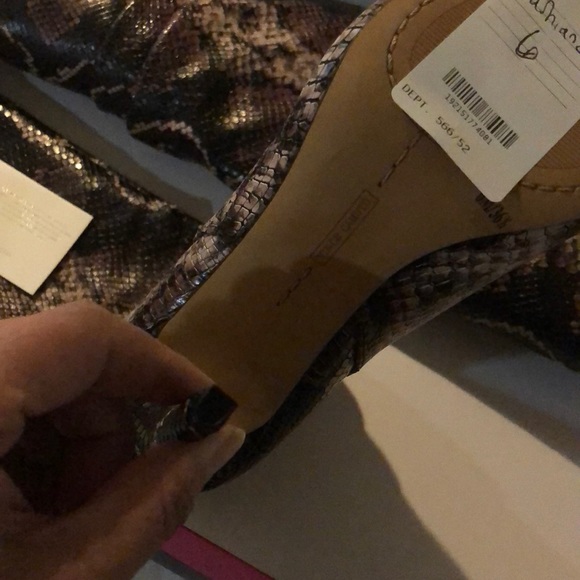 Vince Camuto Snakeskin boots - Picture 4 of 9